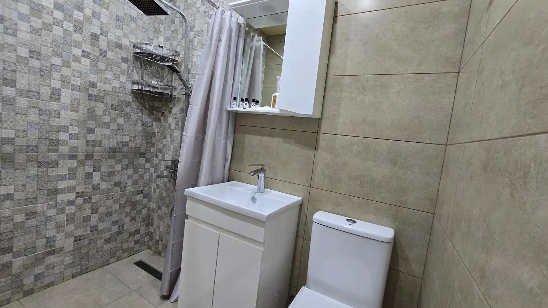 B87 Archi Isani Apartment Tbilisi